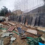 Retaining Wall Deshuttering Work